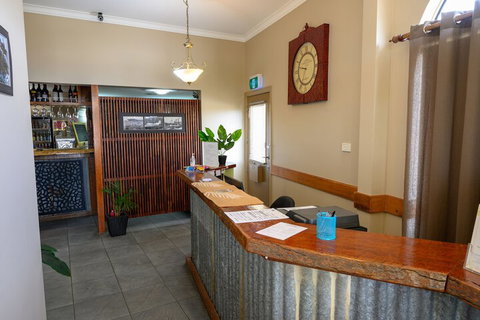 Lithgow Parkside Motor Inn - Holiday Sunshine Coast 7