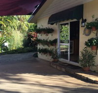 Kookaburra Lodge - Sunshine Coast Tourism