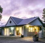 One Tree Bed  Breakfast - Holiday Sunshine Coast