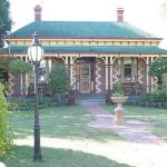Tara House Bed & Breakfast - Holiday Sunshine Coast 0