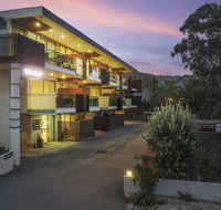 The Dolphin Apartments - Holiday Sunshine Coast