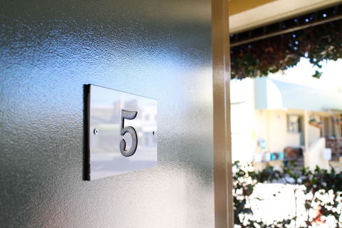 Mid City Motor Inn - Holiday Sunshine Coast 6