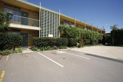 Mid City Motor Inn - Holiday Sunshine Coast 3