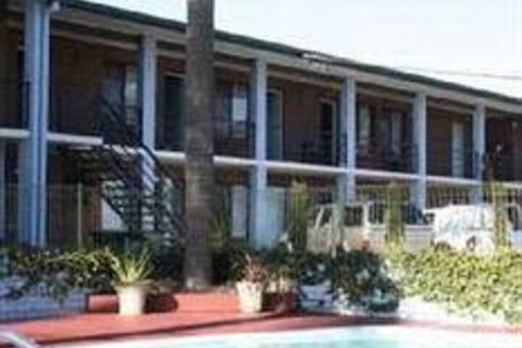 Bayside Motel - Sunshine Coast Tourism 6