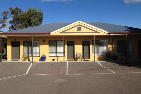 Kyabram Motor Inn - Holiday Sunshine Coast 3