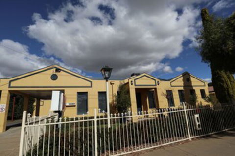 Kyabram Motor Inn - Holiday Sunshine Coast 0