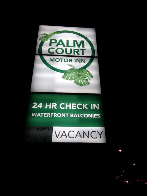 Palm Court Motor Inn - Sunshine Coast Tourism 2