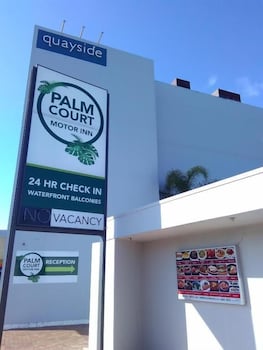 Palm Court Motor Inn - Sunshine Coast Tourism 1