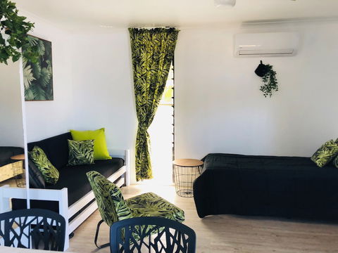 Maroochy River Resort Bungalows - Holiday Sunshine Coast 3