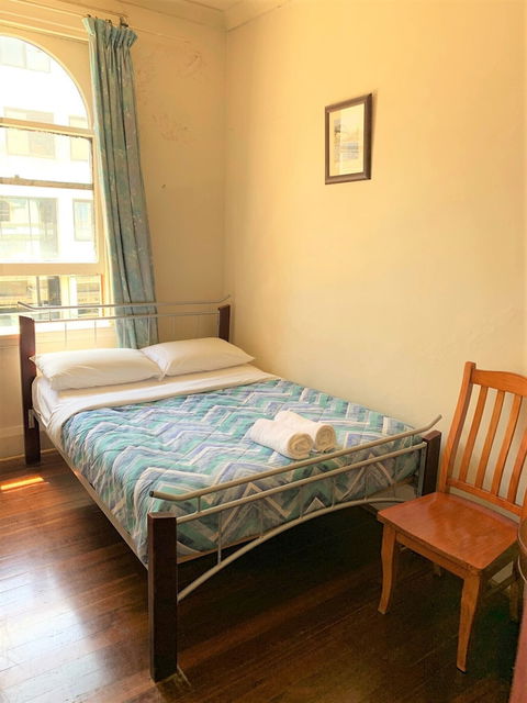 Sydney City Hostel - Holiday Sunshine Coast 4