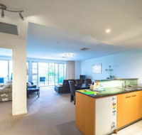 Glenelg Beachside Apartments - Sunshine Coast Tourism