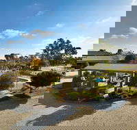 Statesman Motor Inn - Holiday Sunshine Coast