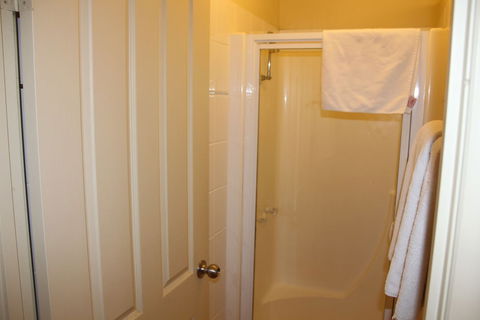 Nireeda Apartments Geelong - Sunshine Coast Tourism 6