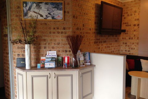Aalberg Chalet - Holiday Sunshine Coast 1