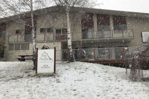 Aalberg Chalet - Holiday Sunshine Coast 0