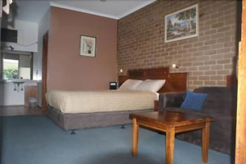 Peppinella Motel - Holiday Sunshine Coast 6