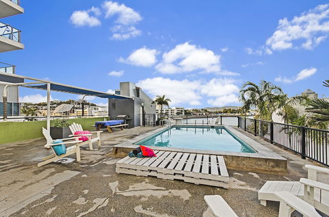 Adventurers Resort - Hostel - Holiday Sunshine Coast 3