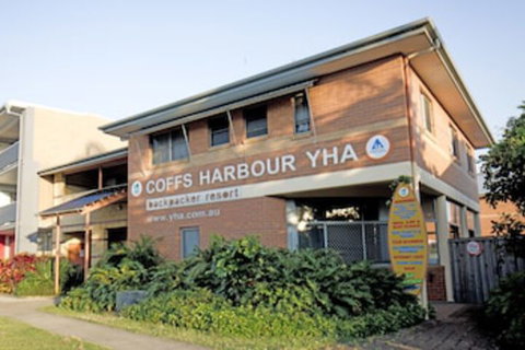 Coffs Harbour YHA Hostel / Backpackers - Sunshine Coast Tourism 0