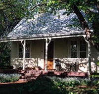 Elm Wood Cottages - Holiday Sunshine Coast