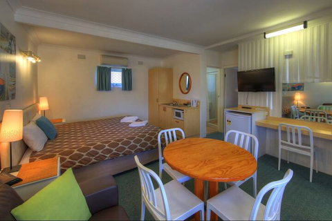 Bermagui Motor Inn - Sunshine Coast Tourism 5