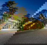 El Sierra Motel - Sunshine Coast Tourism