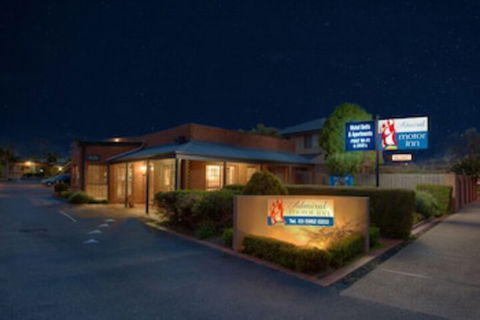 Admiral Motor Inn - Holiday Sunshine Coast 0