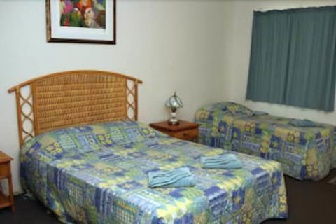 Lake Bennett Resort - Sunshine Coast Tourism 0