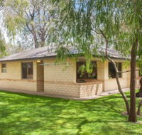 Siesta Park Holiday Resort - Sunshine Coast Tourism