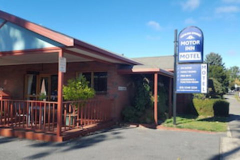 Hepburn Springs Motor Inn - Sunshine Coast Tourism 0