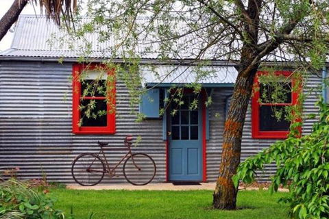 Country Gate Cottages - Sunshine Coast Tourism 6
