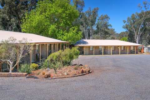 Corowa Bindaree Holiday Park - Sunshine Coast Tourism 0