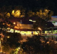 Todd Tavern - Holiday Sunshine Coast