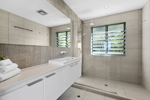 Andari Holiday Apartments - Sunshine Coast Tourism 3