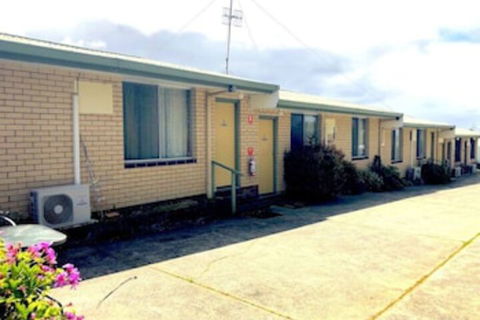 Augusta Escape Holiday Units - Holiday Sunshine Coast 0