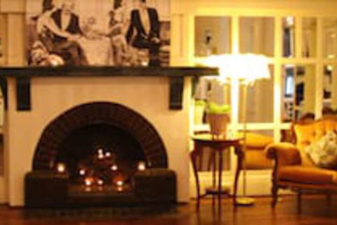 Ambassadors Hotel - Holiday Sunshine Coast 1