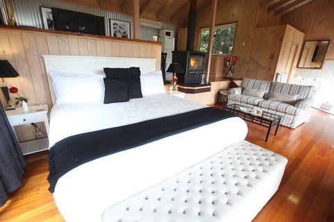 Belle's At Montville - Holiday Sunshine Coast 5