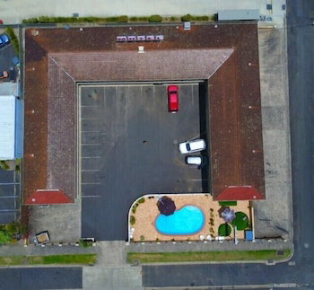 Casino Motor Inn - Holiday Sunshine Coast 0