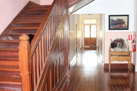 Priory Resort Hotel - Sunshine Coast Tourism 7