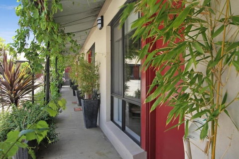 Beechworth On Bridge - Holiday Sunshine Coast 0