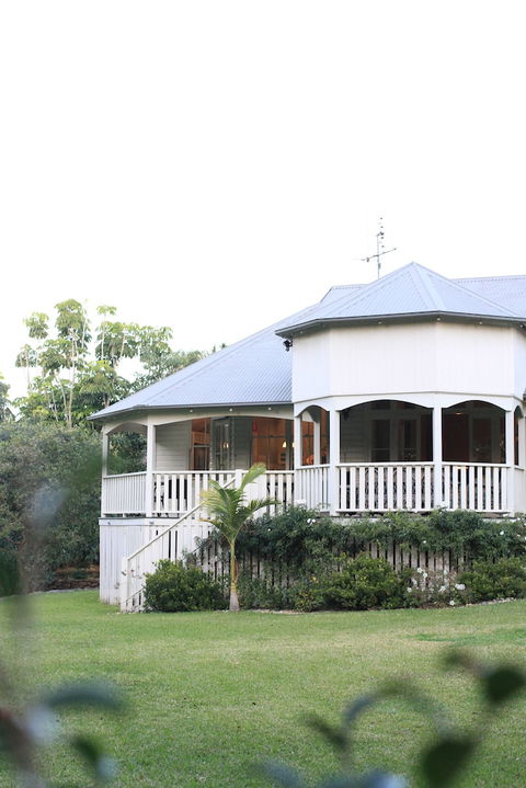 Bangalow Guesthouse - Sunshine Coast Tourism 2