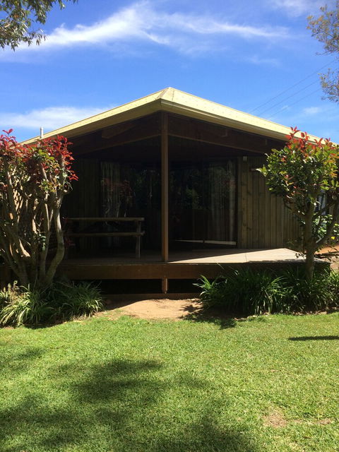 Lighthouse Beach Holiday Village - Holiday Sunshine Coast 1