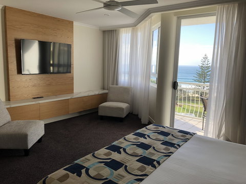 Aquarius Resort - Sunshine Coast Tourism 5