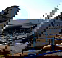 Halfway Motel Eden - Holiday Sunshine Coast