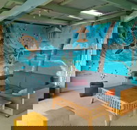 Ozzie Pozzie Backpackers - YHA - Sunshine Coast Tourism