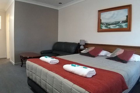 Taree Country Motel - Holiday Sunshine Coast 4