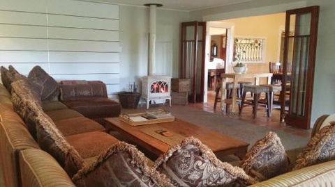 At Remingtons Private Cottages & Lodge - Holiday Sunshine Coast 6