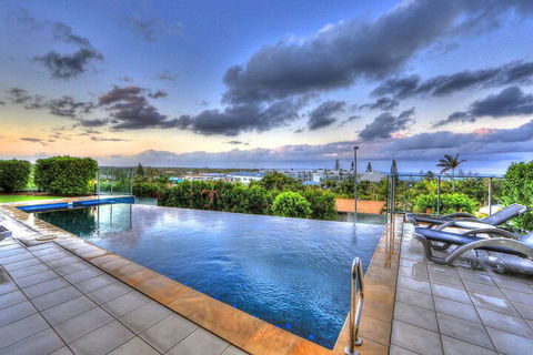 Rainbow Sea Resort - Sunshine Coast Tourism 1