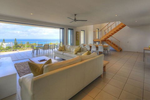 Rainbow Sea Resort - Sunshine Coast Tourism 3