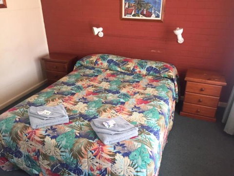 Governors Hill Motel - Holiday Sunshine Coast 1