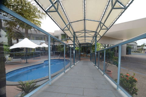 Rockpool Motor Inn - Holiday Sunshine Coast 1